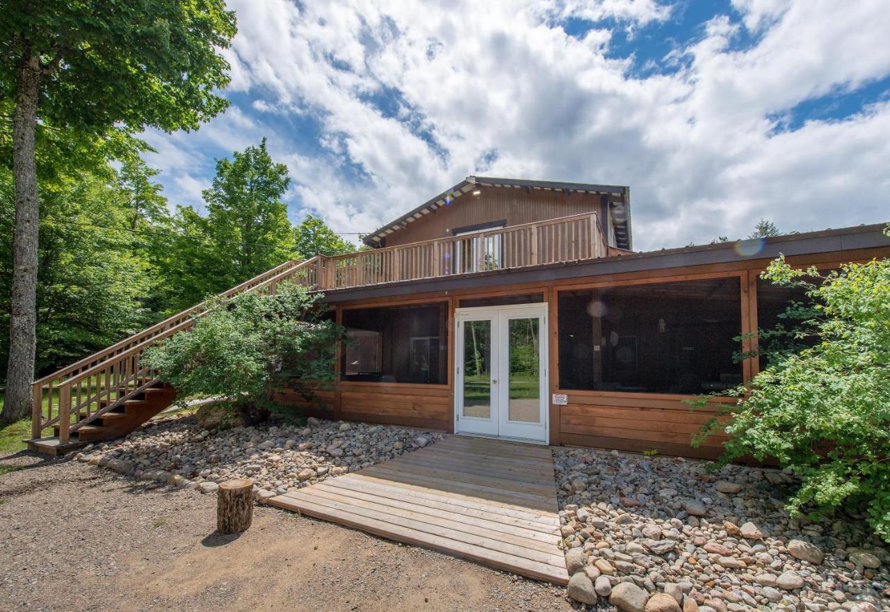 Madawaska Lodge-Cottage Екстериор снимка