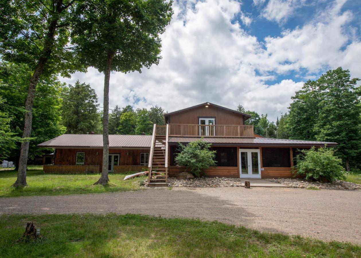 Madawaska Lodge-Cottage Екстериор снимка