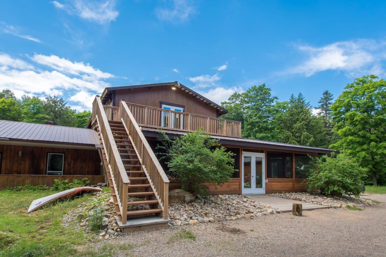 Madawaska Lodge-Cottage Екстериор снимка