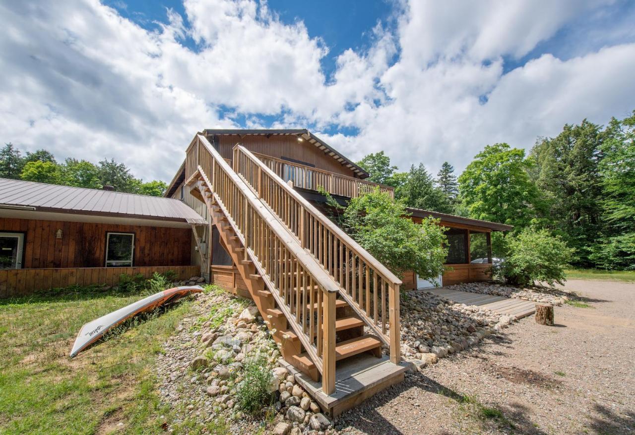 Madawaska Lodge-Cottage Екстериор снимка