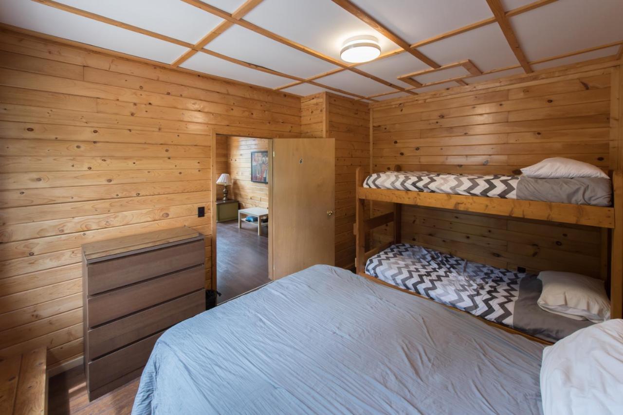 Madawaska Lodge-Cottage Екстериор снимка