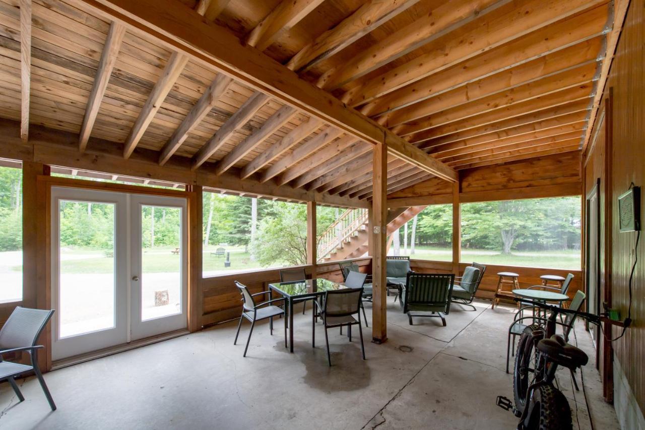 Madawaska Lodge-Cottage Екстериор снимка